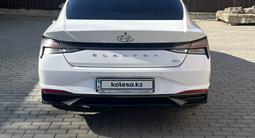 Hyundai Elantra 2020 года за 8 500 000 тг. в Актобе – фото 3