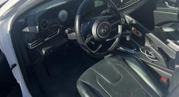 Hyundai Elantra 2020 года за 8 500 000 тг. в Актобе – фото 5