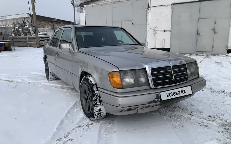 Mercedes-Benz E 220 1993 года за 2 000 000 тг. в Павлодар