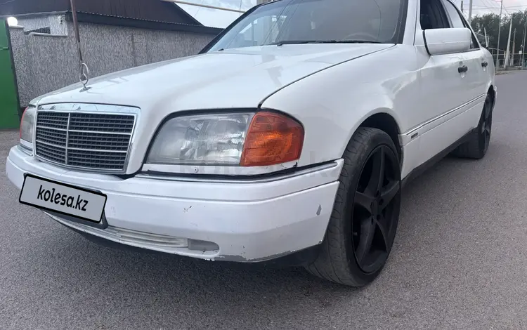 Mercedes-Benz C 200 1995 года за 1 850 000 тг. в Алматы