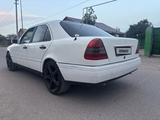 Mercedes-Benz C 200 1995 годаүшін1 850 000 тг. в Алматы – фото 2