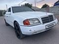 Mercedes-Benz C 200 1995 года за 1 850 000 тг. в Алматы – фото 3