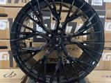 R21 10, 5J ET40 5X120 74, 1 Gloss black за 560 000 тг. в Алматы