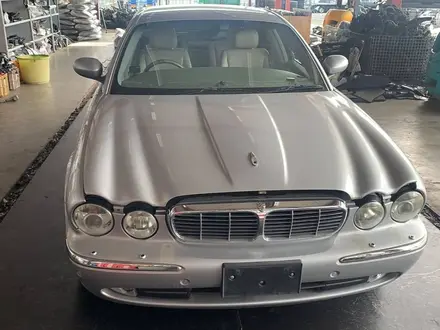 Решетка радиатора для Jaguar за 60 000 тг. в Шымкент – фото 2