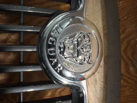 Решетка радиатора для Jaguar за 100 000 тг. в Шымкент – фото 12