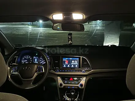 Hyundai Elantra 2017 года за 4 200 000 тг. в Актау – фото 7