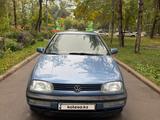 Volkswagen Golf 1993 годаүшін1 800 000 тг. в Алматы