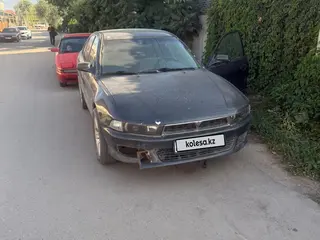 Mitsubishi Galant