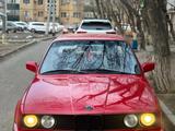 BMW 325 1989 года за 1 800 000 тг. в Атырау – фото 2