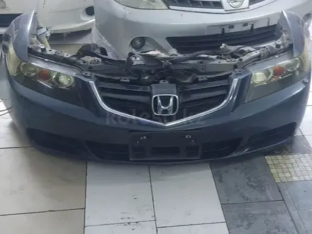 Ноускат Носкат бампер фары решетка Хонда аккорд honda akkord за 10 000 тг. в Астана