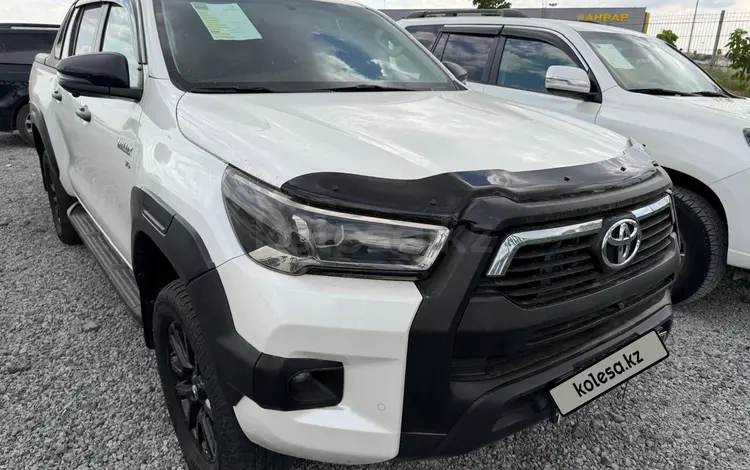 Toyota Hilux 2022 года за 25 000 000 тг. в Актобе