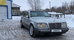 Mercedes-Benz E 220 1994 года за 1 800 000 тг. в Астана – фото 2