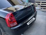 Chrysler 300C 2005 годаүшін9 000 000 тг. в Алматы – фото 4