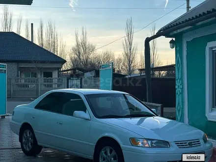 Toyota Camry 1997 года за 3 800 000 тг. в Алматы – фото 2