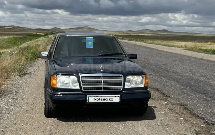 Mercedes-Benz E 200 1994 годаүшін1 700 000 тг. в Астана