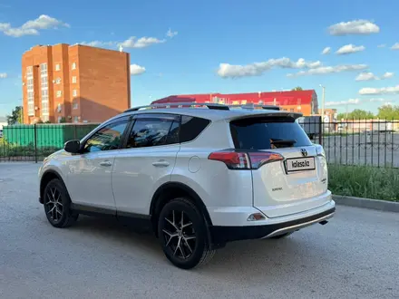 Toyota RAV4 2019 года за 12 300 000 тг. в Актобе – фото 4