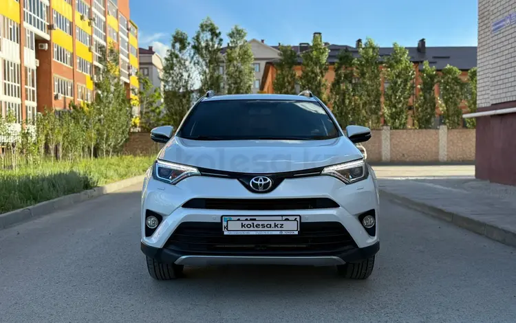 Toyota RAV4 2019 годаүшін12 300 000 тг. в Актобе