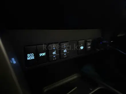Toyota RAV4 2019 года за 12 300 000 тг. в Актобе – фото 8
