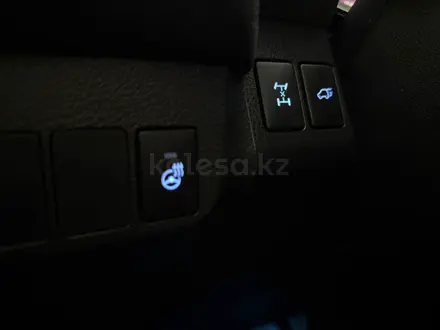 Toyota RAV4 2019 года за 12 300 000 тг. в Актобе – фото 11