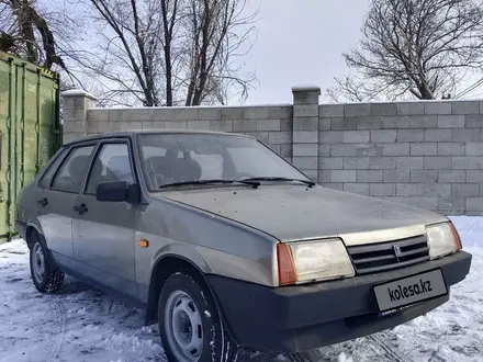 ВАЗ (Lada) 21099 2000 года за 2 200 000 тг. в Алматы – фото 2