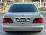 Mercedes-Benz E 280 1999 года за 3 200 000 тг. в Алматы – фото 2