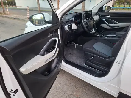 Chevrolet Captiva 2021 года за 7 299 000 тг. в Астана – фото 24
