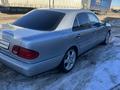 Mercedes-Benz E 430 1998 года за 4 750 000 тг. в Актобе – фото 4