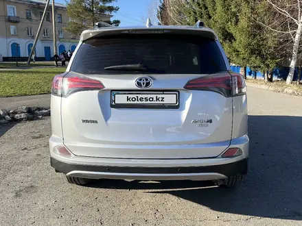 Toyota RAV4 2017 года за 12 500 000 тг. в Усть-Каменогорск – фото 6