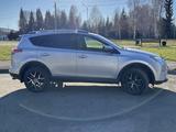 Toyota RAV4 2017 года за 11 500 000 тг. в Усть-Каменогорск
