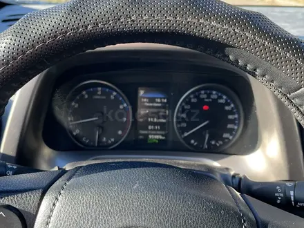 Toyota RAV4 2017 года за 12 500 000 тг. в Усть-Каменогорск – фото 2