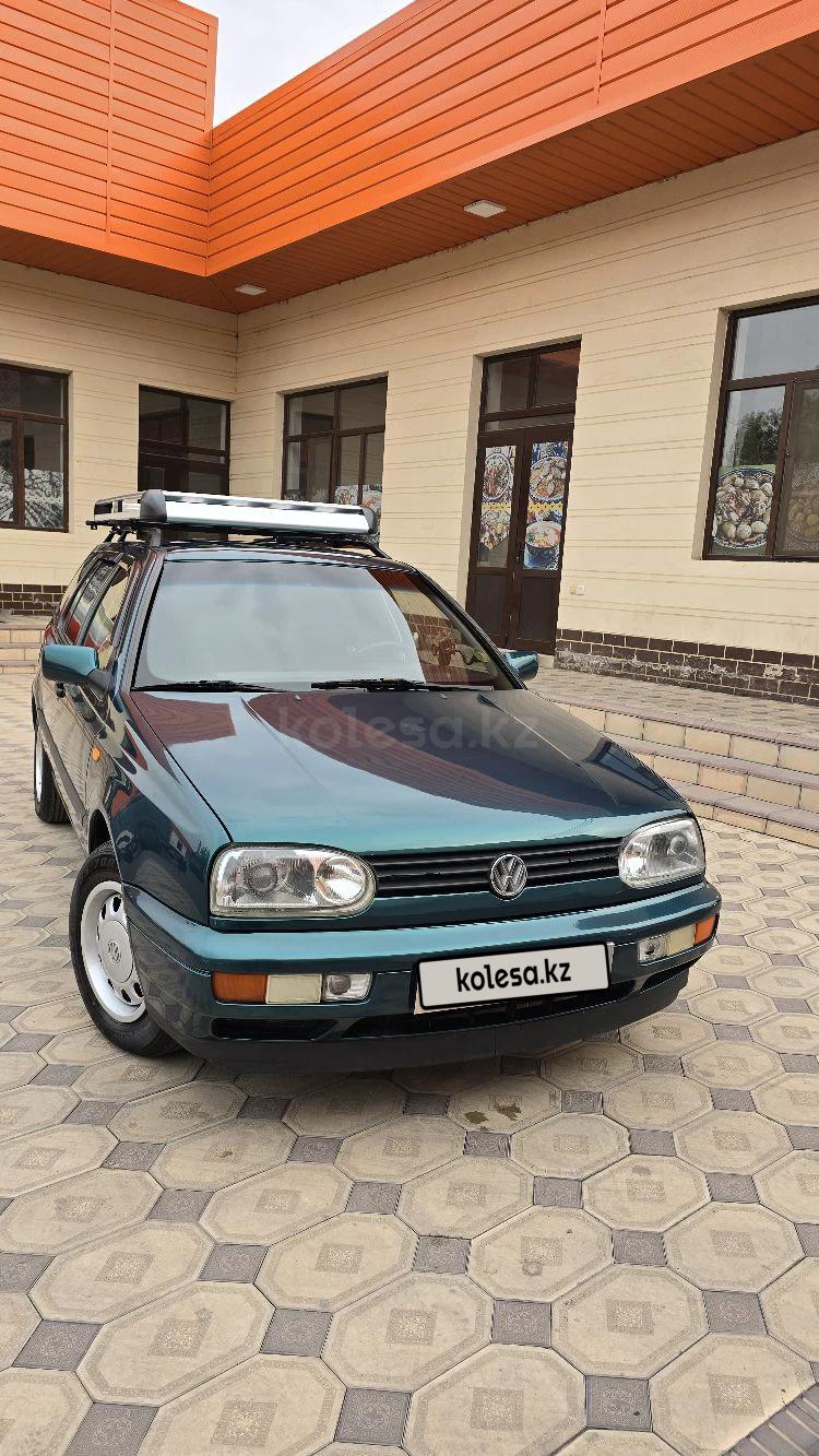 Volkswagen Golf 1996 г.