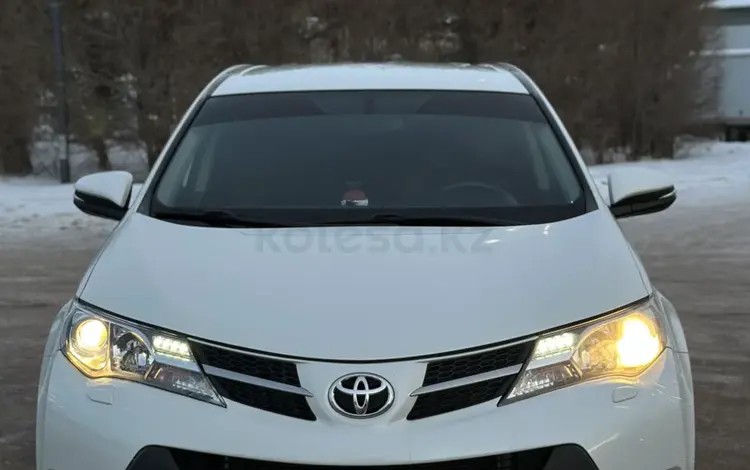 Toyota RAV4 2015 года за 10 000 000 тг. в Астана