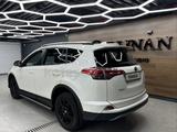 Toyota RAV4 2017 годаfor12 300 000 тг. в Алматы – фото 4