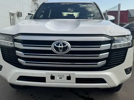 Toyota Land Cruiser 2022 года за 43 800 000 тг. в Астана