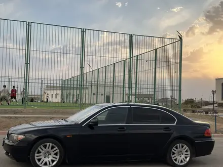 BMW 745 2003 года за 3 000 000 тг. в Жанаозен