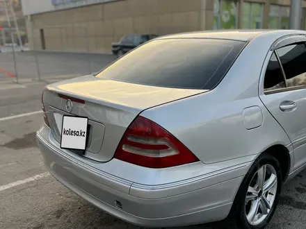 Mercedes-Benz C 200 2000 года за 2 400 000 тг. в Алматы – фото 7