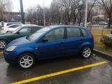 Ford Fiesta 2005 года за 1 900 000 тг. в Алматы – фото 3