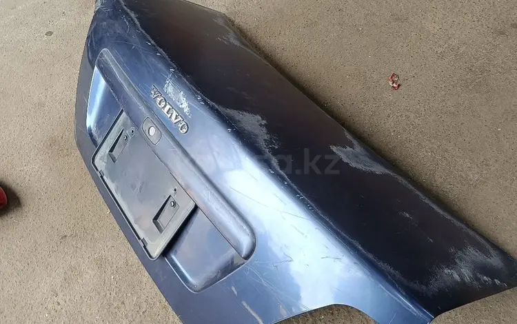 Крышка багажника S40 за 40 000 тг. в Алматы