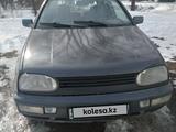 Volkswagen Golf 1992 года за 900 000 тг. в Есик – фото 2