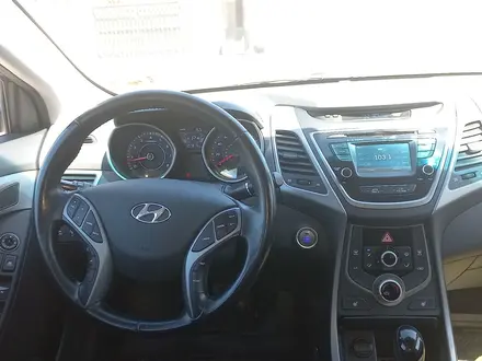 Hyundai Elantra 2015 года за 4 700 000 тг. в Актобе – фото 6