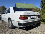 Mercedes-Benz E 200 1993 годаүшін1 400 000 тг. в Курчум – фото 3