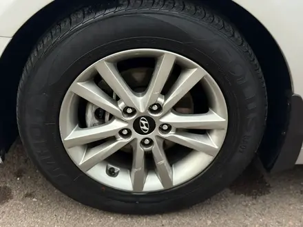 Hyundai Sonata 2015 года за 4 000 000 тг. в Караганда – фото 17