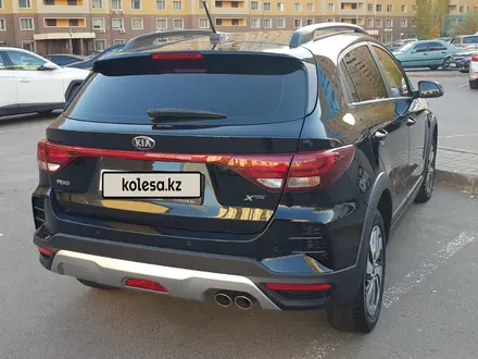 Kia Rio X-Line 2021 года за 8 000 000 тг. в Астана – фото 2