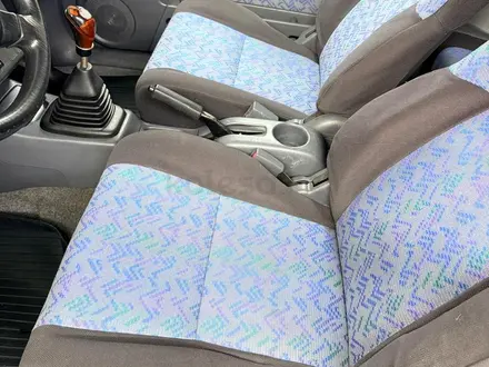 Toyota RAV4 Prestige 1996 года за 3 490 000 тг. в Павлодар – фото 12