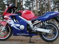 Honda  CBR 600F 1999 годаүшін2 000 000 тг. в Астана – фото 3