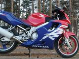 Honda  CBR 600F 1999 года за 2 000 000 тг. в Астана – фото 4