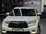 Toyota Highlander 2014 года за 16 000 000 тг. в Астана
