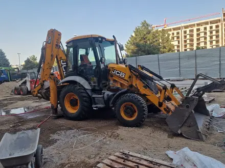 JCB  3CX 2013 года за 24 000 000 тг. в Алматы
