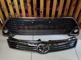 Решетка радиатора и решетка в бампер Toyota Camry-55 Euro 2014-2017 за 48 000 тг. в Астана