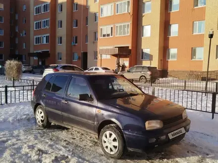 Volkswagen Golf 1994 года за 900 000 тг. в Астана – фото 2